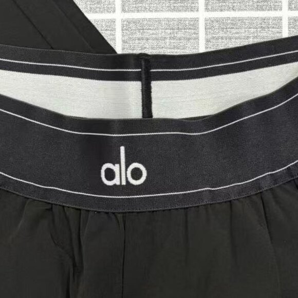 ALO Yoga Women's Black Suit Up Trouser (Regular)💖🎁 - Picture 4 of 9